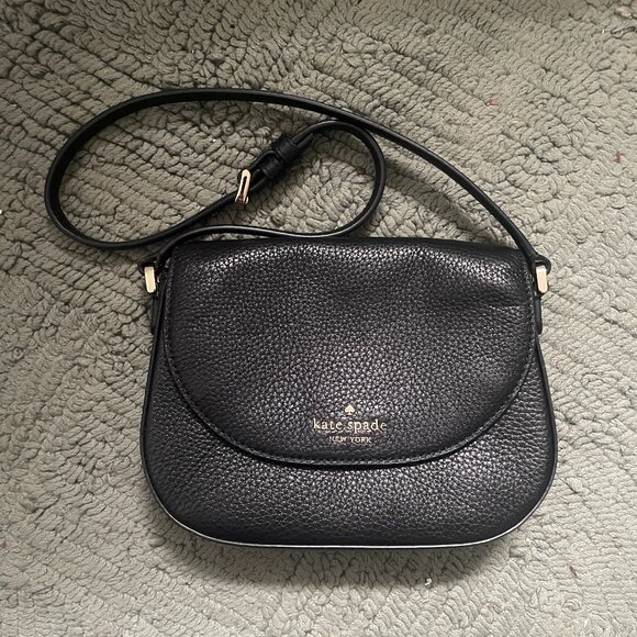 kate spade Handbags - Kate Spade Leila Mini Flap Crossbody bag Black Excellent Condition